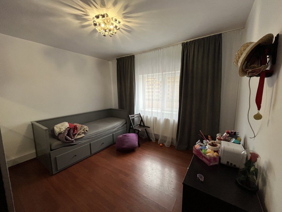Casa la sol,3camere constructie mixta,renovata,mobilata,utilata,Valu lui Traian! – fotografia 5 din 9