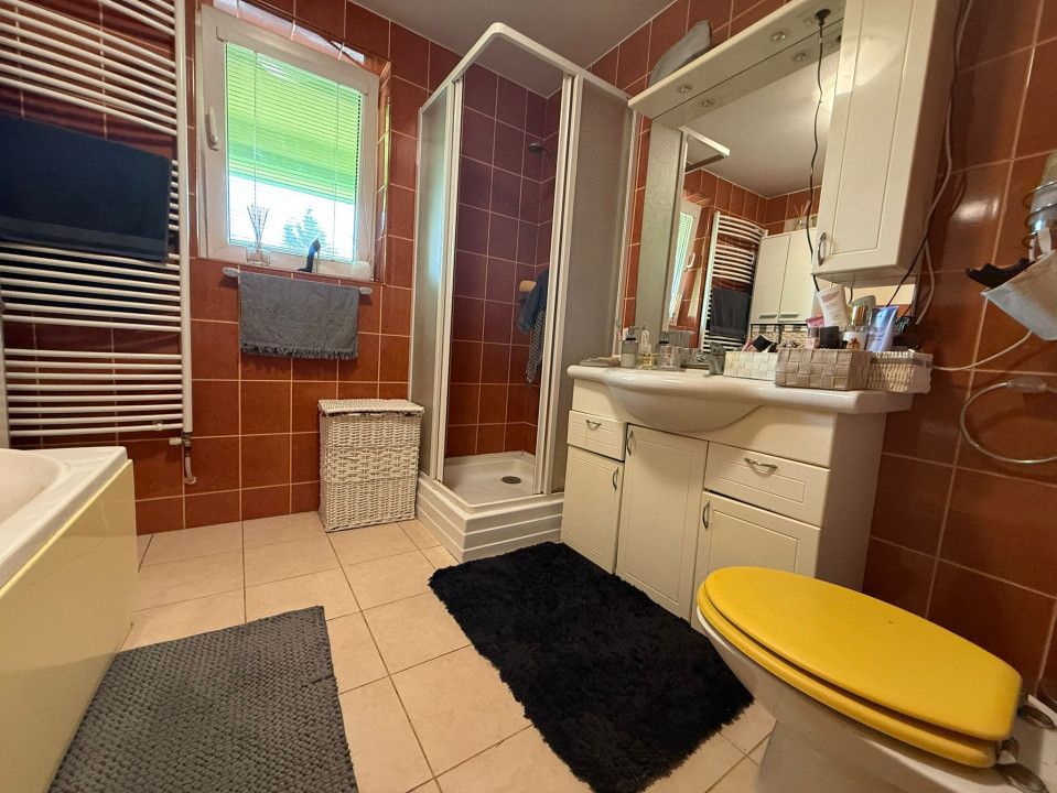 Casa individuala, spatioasa, cu 6 camere, 147 mp utili - zona Fratelia – fotografia 12 din 20