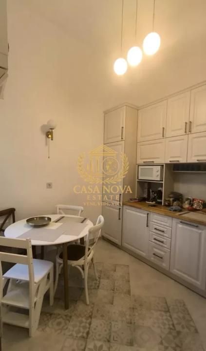 Apartament 3 camere 95mp, etaj intermediar, zona Ultracentrala – fotografia 1 din 6
