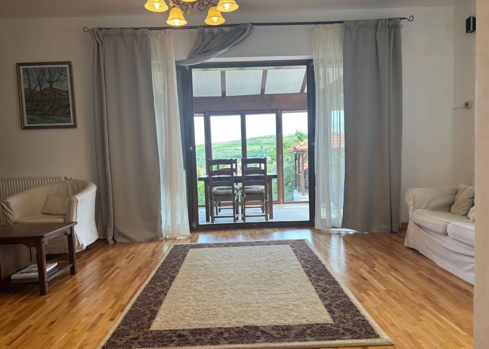 Casa tip Duplex, 166 Mp, teren 639 Mp, zona Borhanci – fotografia 2 din 7