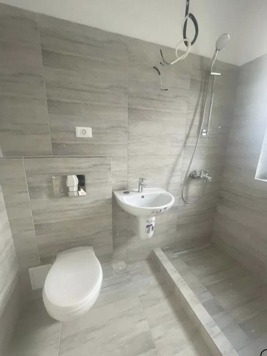 Casa 114 mpu, 260 mp curte , 2 locuri de parcare, complex cu circuit inchis – fotografia 13 din 22