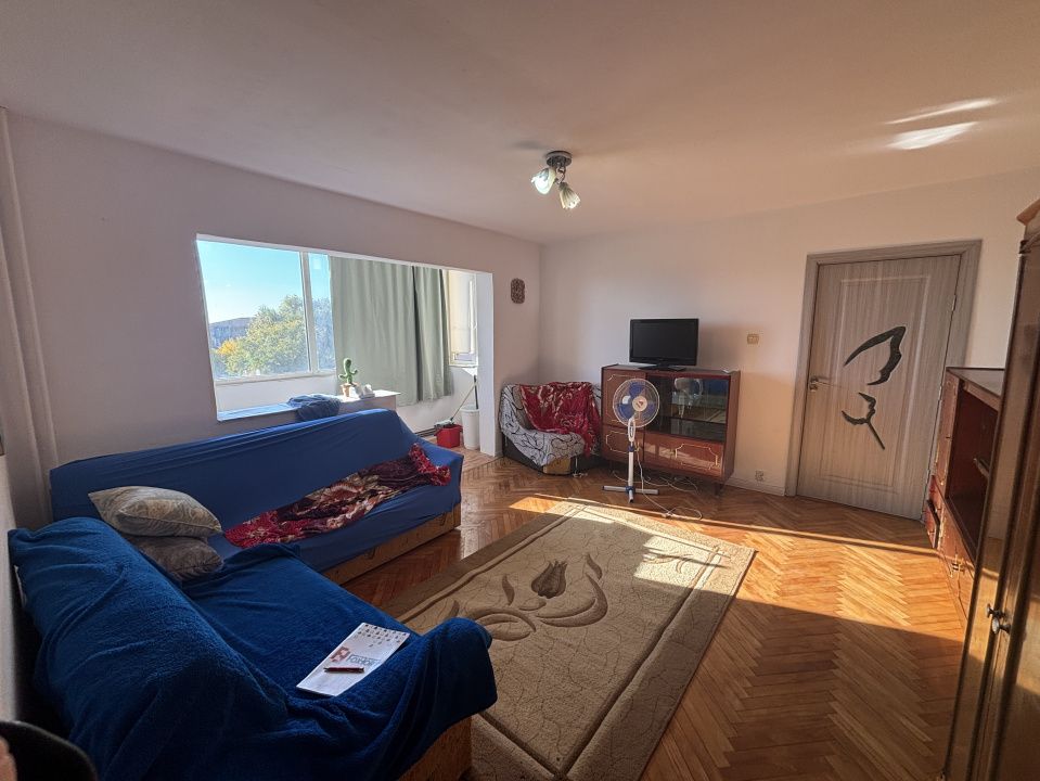 Apartament de inchiriat cu 3 camere in zona Dambovita – fotografia 2 din 17