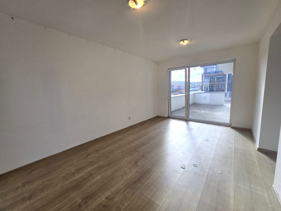 Apartament de închiriat, ideal pentru birou / spațiu comercial | Eroilor – fotografia 1 din 7