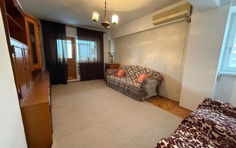 Apartament 3 camere, 64 mp, Cartierul Valea Rosie, Zona Biserica