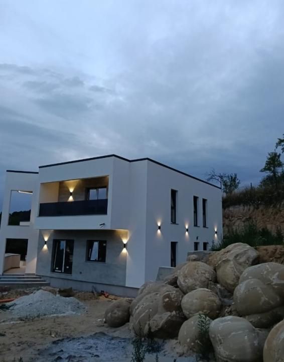 Casă cu Panoramă 360°, 245 mp Utili, Teren 800 mp, Garaj Dublu, Feleacu – fotografia 7 din 18