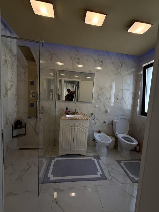 Duplex la cheie zona Sesul de Sus ,strada privata cu bariera . – fotografia 7 din 19