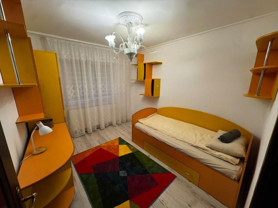 Apartament 3 camere, 72 mp, Cartierul Cornitoiu, Zona Unitatea Militara – fotografia 5 din 12