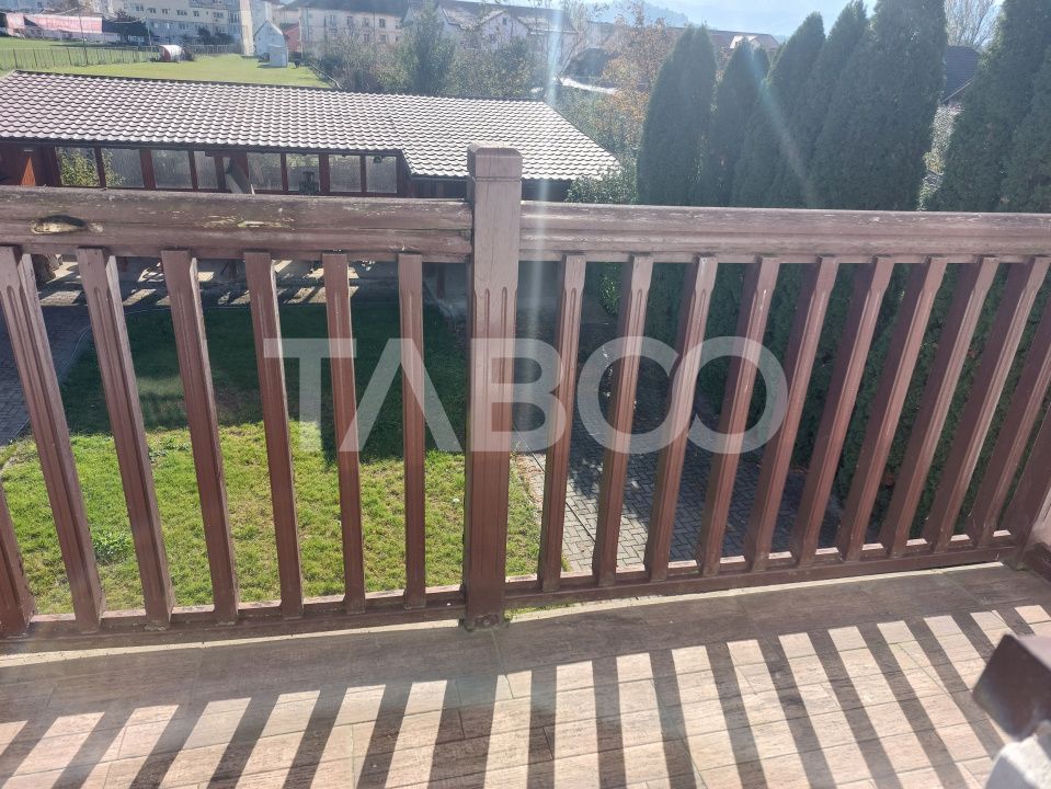 Casa 200 mpu 4 camere curte si gradina zona linistita Talmaciu – fotografia 22 din 27
