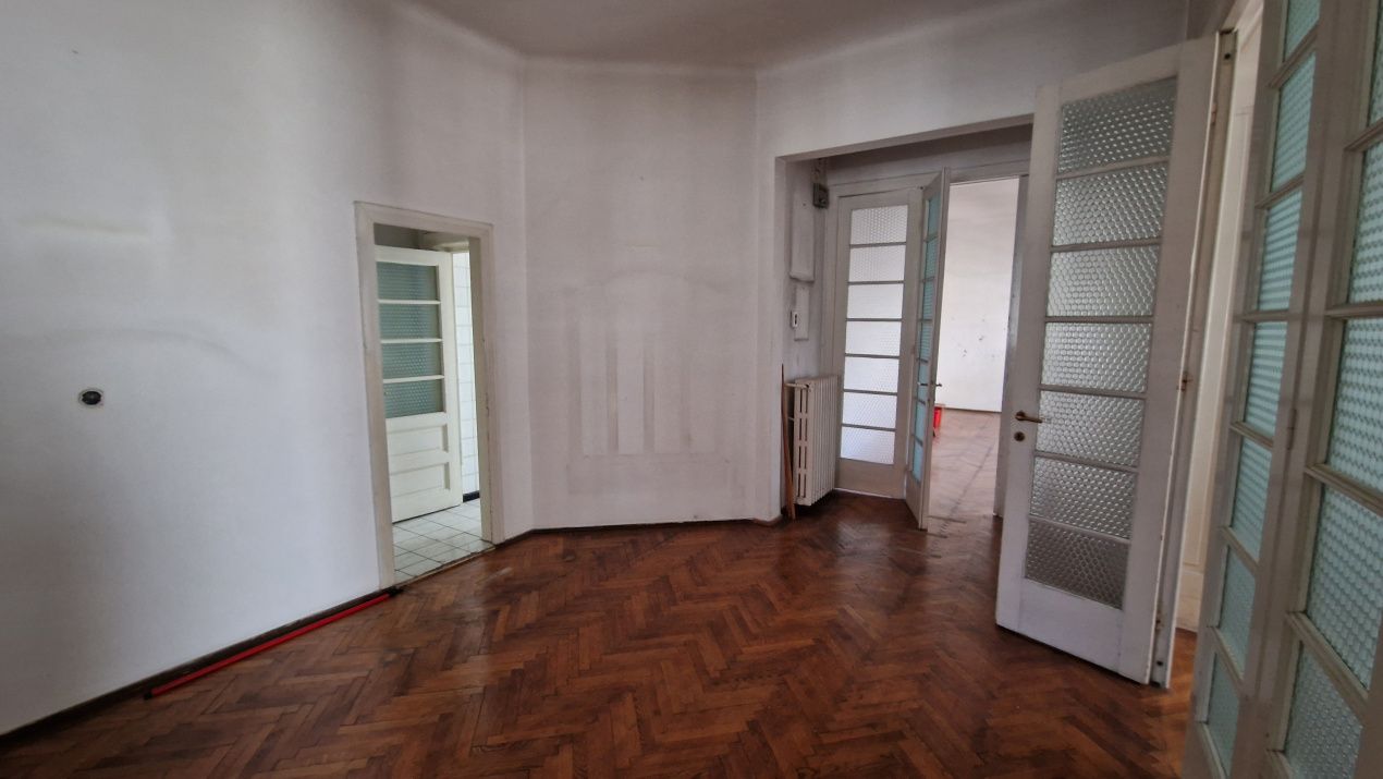 Proprietate deosebită ap 3 camere de vanzare ULTRACENTRAL – fotografia 7 din 19