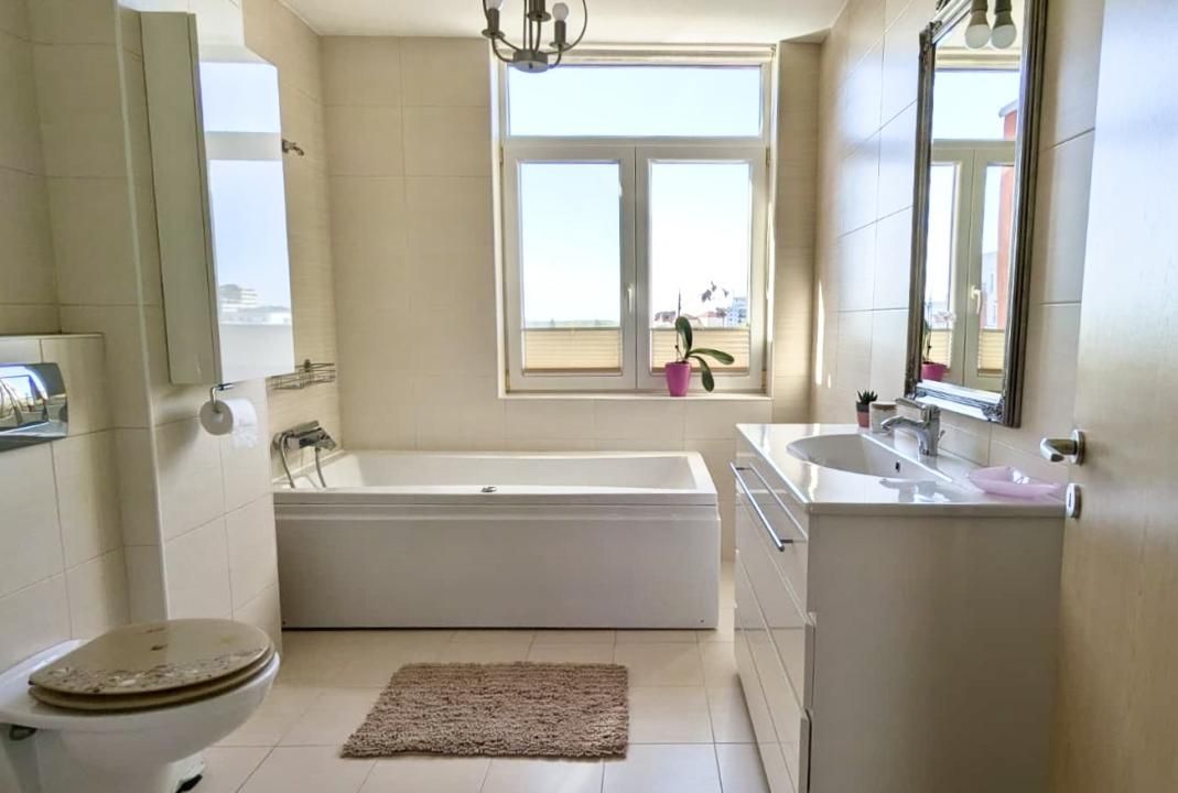 Penthouse 3 Camere, 2 bai, decomandat, 100 mp utili - Zona Aradului – fotografia 6 din 10