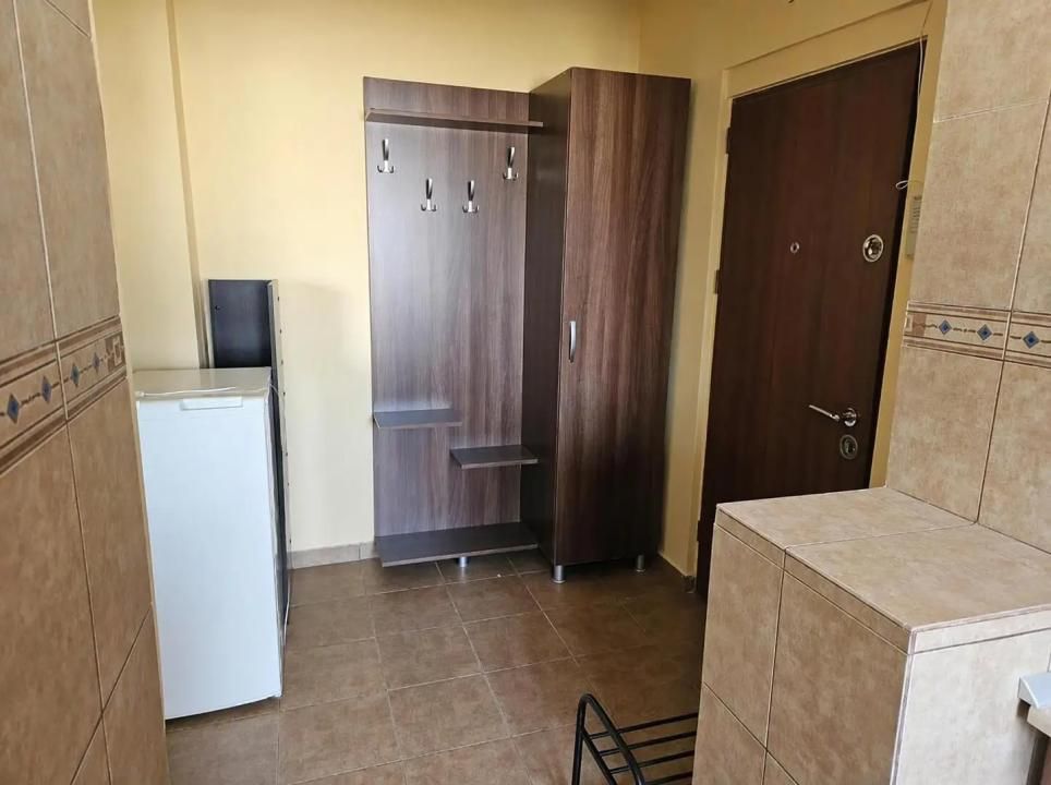 2 Camere de vanzare | Costin Georgian | Metrou | Bloc Reabilitat | – fotografia 11 din 13