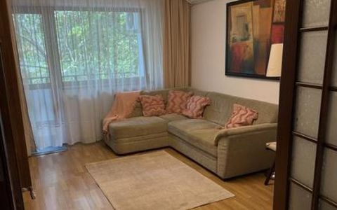 2 Camere de inchiriat | Herastrau | Metrou | Mobilat