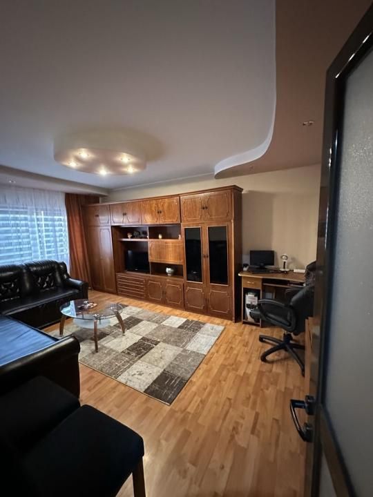 Apartament 2 camere decomandat, etaj 3, zonă Exercițiu – lângă JAM, Pitești – fotografia 1 din 8