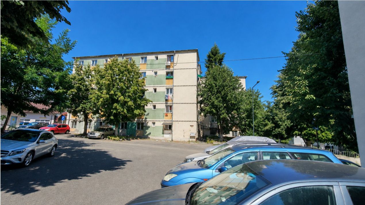 APARTAMENT 2 CAMERE, ETAJ 3 – fotografia 1 din 12