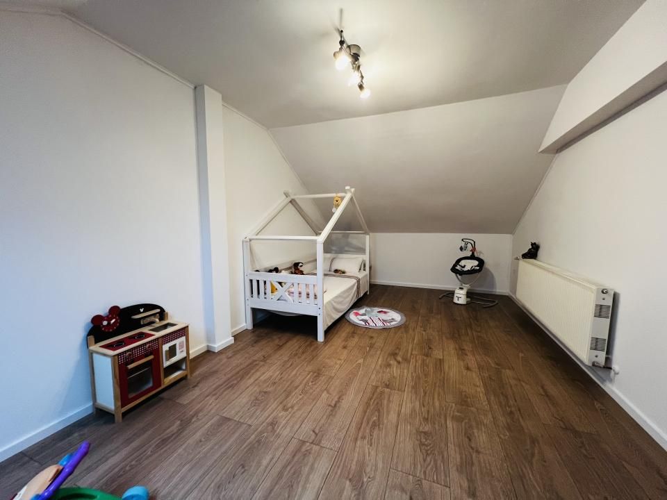 Vila 6 camere mobilata-  320 mp utili - zona Bogdanestilor – fotografia 8 din 18