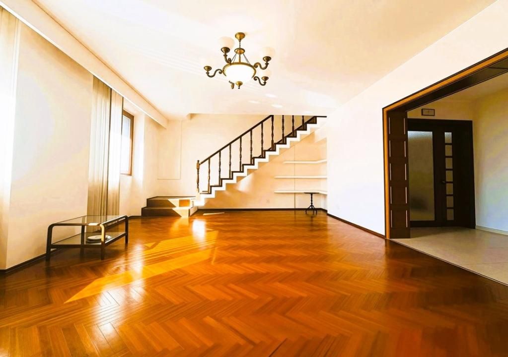 Duplex 3 camere , garaj/boxe incluse, lângă Grădina Botanică – Cotroceni – fotografia 1 din 13