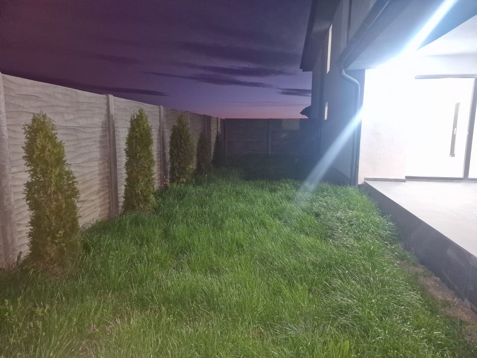 Duplex de vanzare cu 3 camere si teren de 309 mp - Recas – fotografia 17 din 18