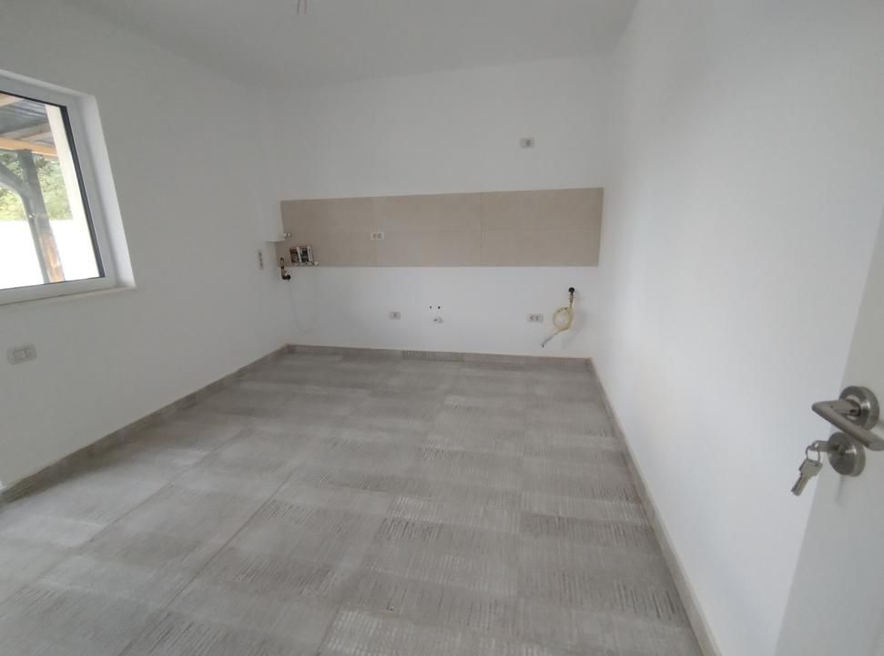 STEFANESTI | Casa individuala | teren 300 mp | AC 2026 – fotografia 6 din 11