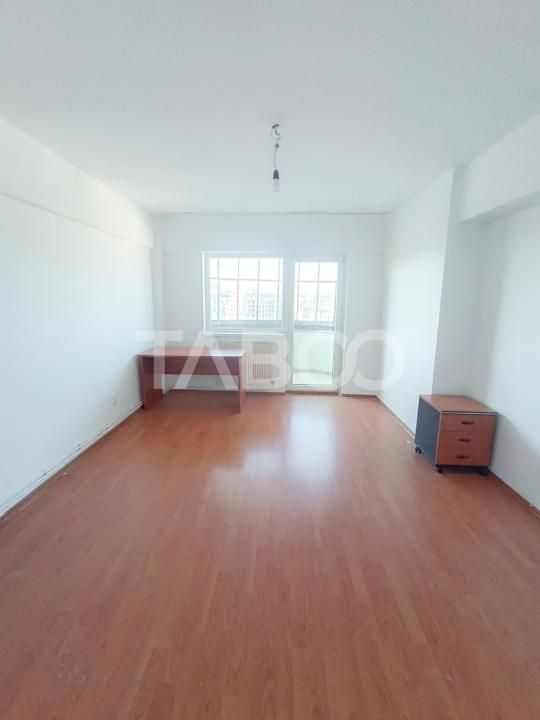 Apartament cu 2 camere decomandate in Marasti zona Kaufland – fotografia 1 din 5