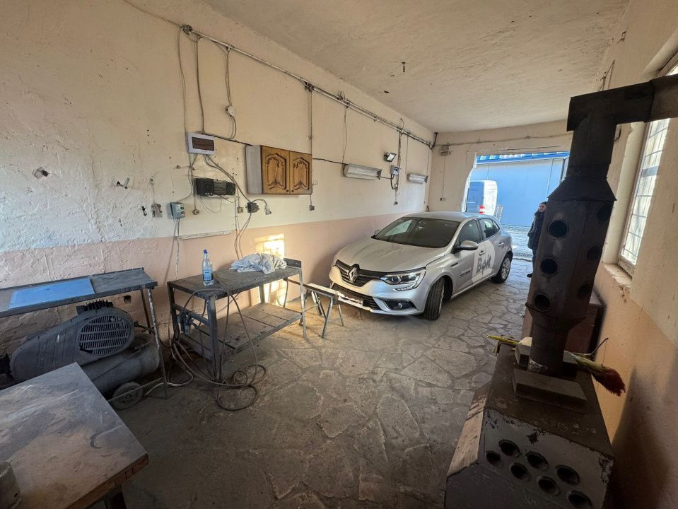 🔑 ATELIER DE ÎNCHIRIAT – PODUL JELNEI – fotografia 4 din 5