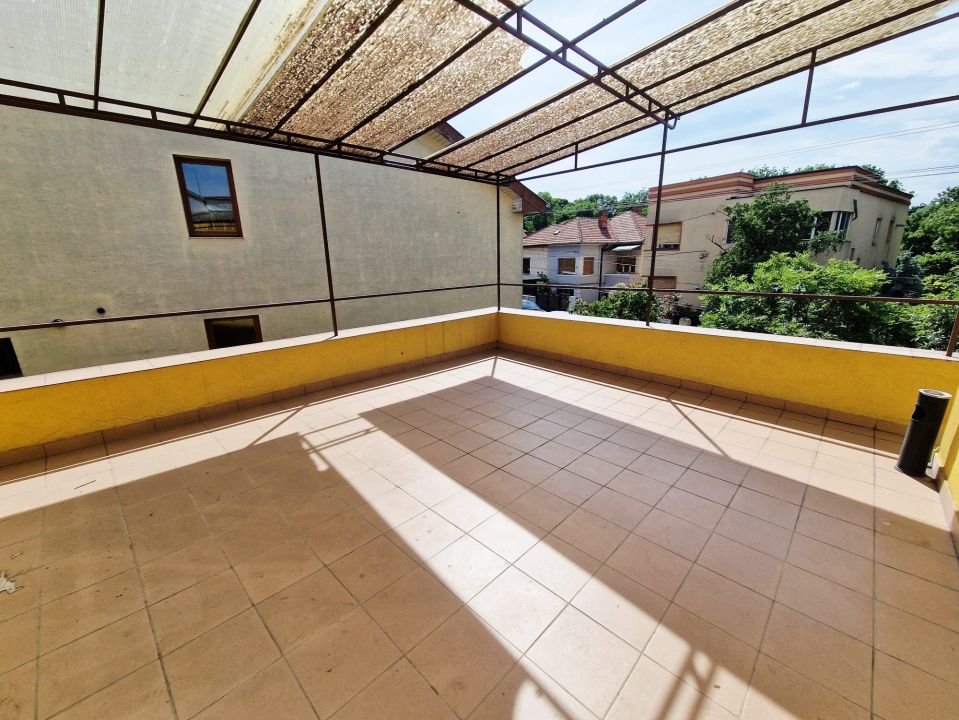 Casa pentru activitati de birouri in Andrei Muresanu – fotografia 4 din 22