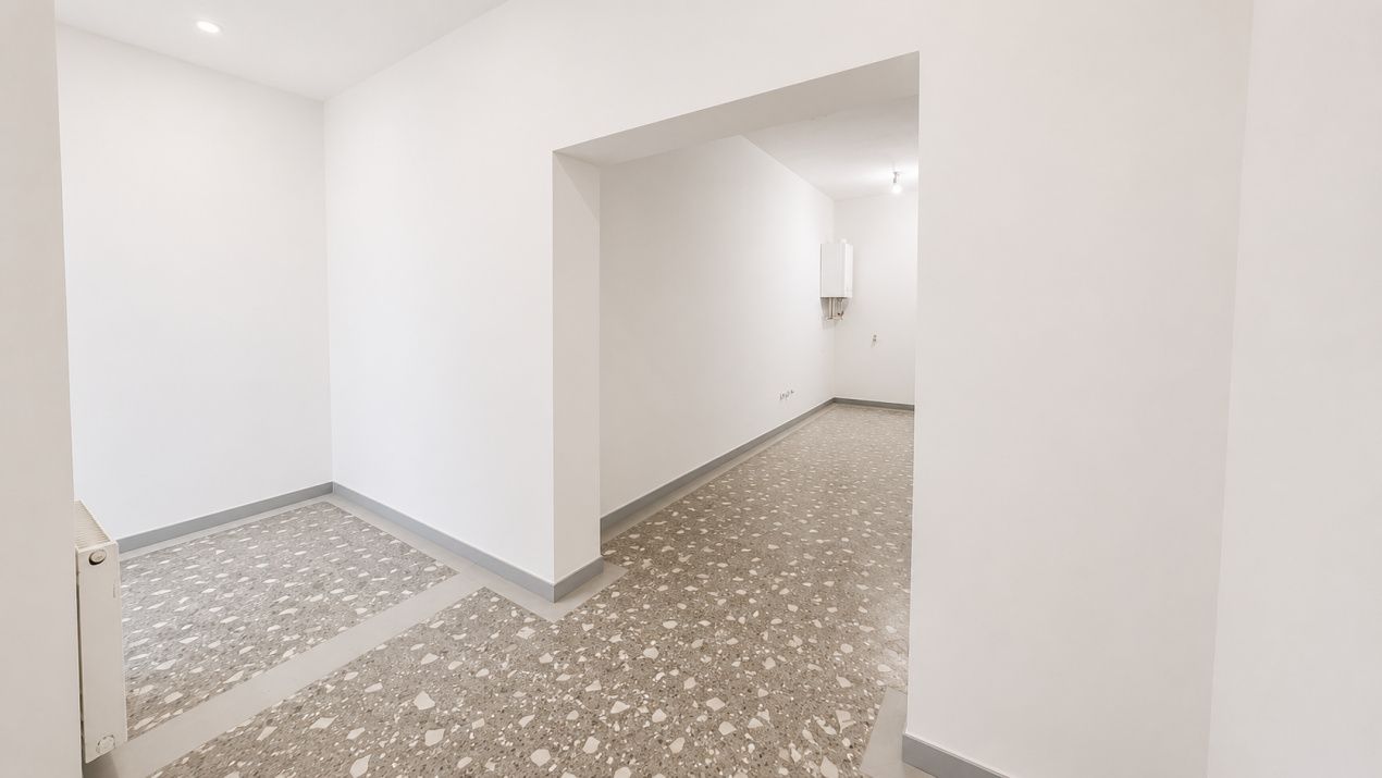 Spatiu comercial 80 mp | HORECA| Terasa privata | Curent trifazic – fotografia 4 din 10