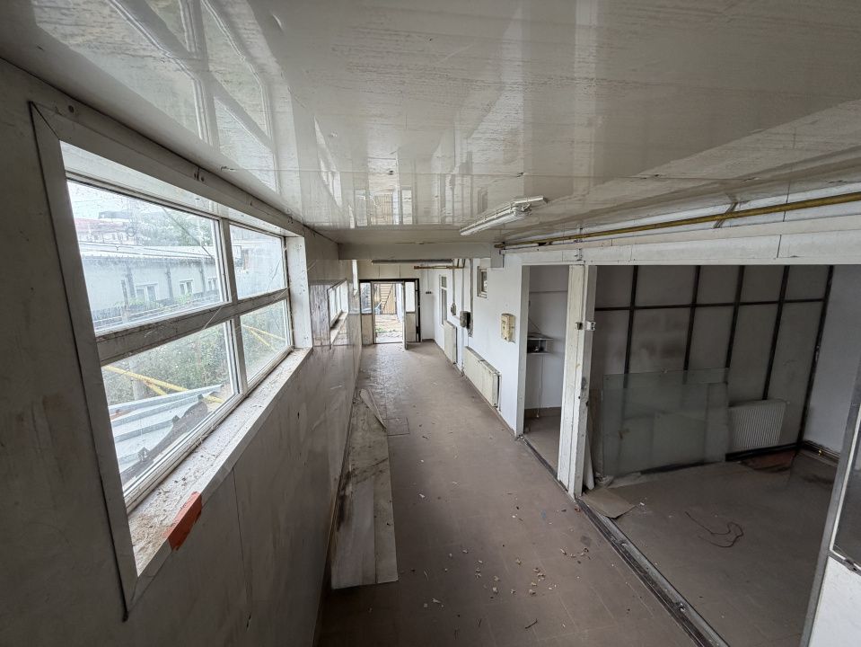 Spatiu comercial S+P+2, 308mp utili, cartier 1 Mai, zona Facultatea de Medicina – fotografia 4 din 14