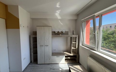 Garsoniera, 18mp utili, etaj 3 - zona UMT