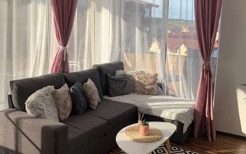 Apartament 3 camere, 59 mp, două balcoane, zona Florilor