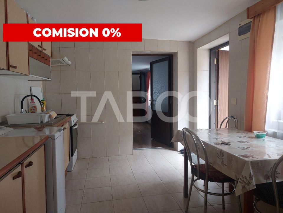 Apartament la casa 119 mpu 5 camere 2 bucatarii 3 bai gradina Cisnadie – fotografia 11 din 19