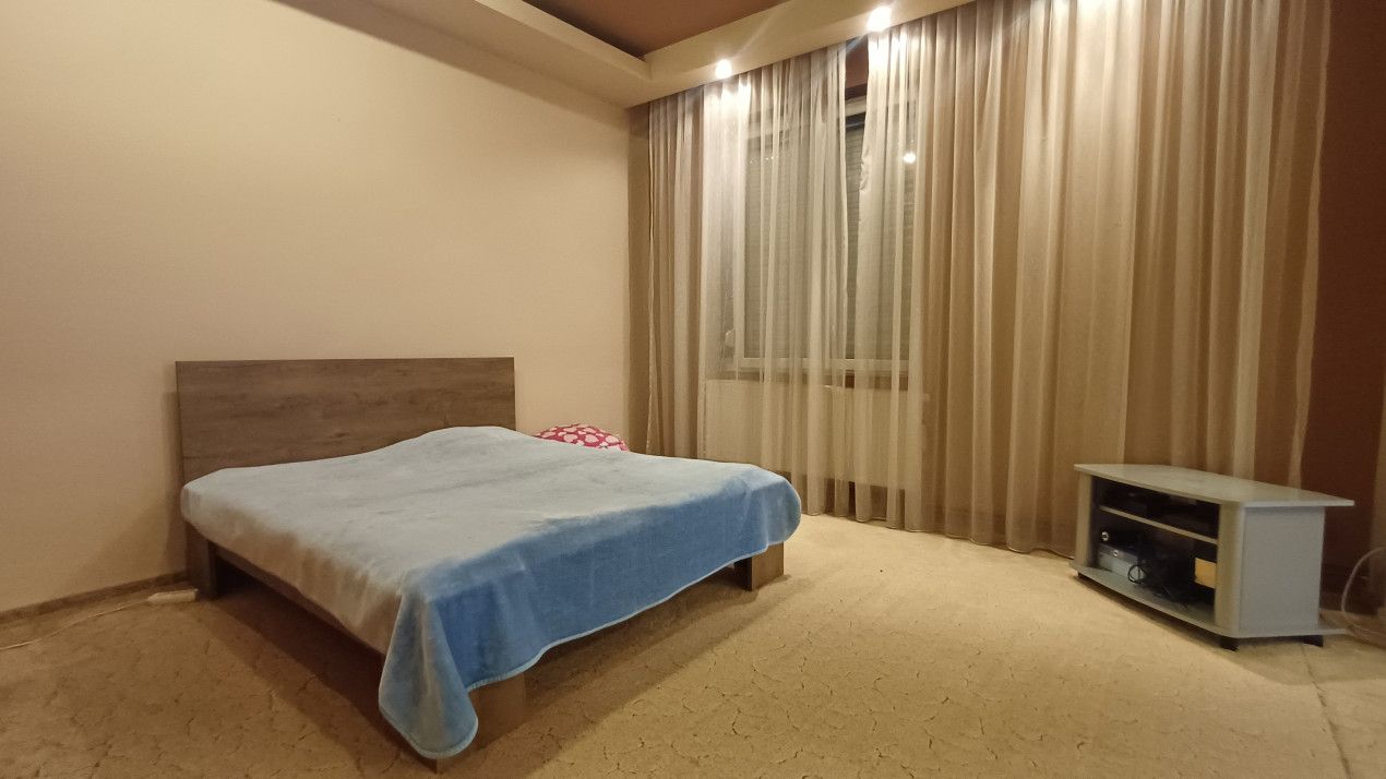 Casa cu 6 camere, singur in curte, zona Olosig, Oradea, Bihor – fotografia 4 din 14