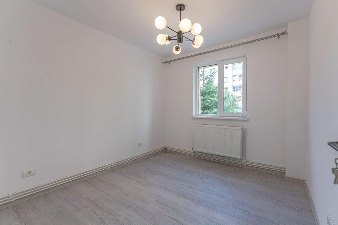 Apartament 2 camere renovat complet, etaj 1, in zona Astra - Calea Bucuresti. – fotografia 3 din 9