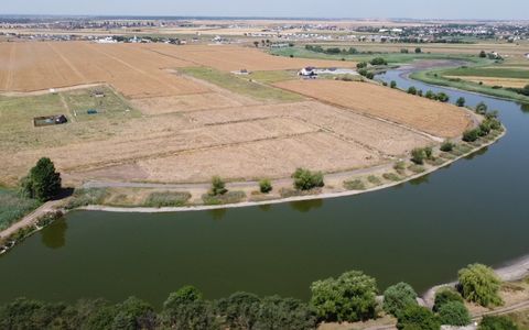 Loturi Intravilane Rate pe Lac Berceni | utilitati in zona | #LG11
