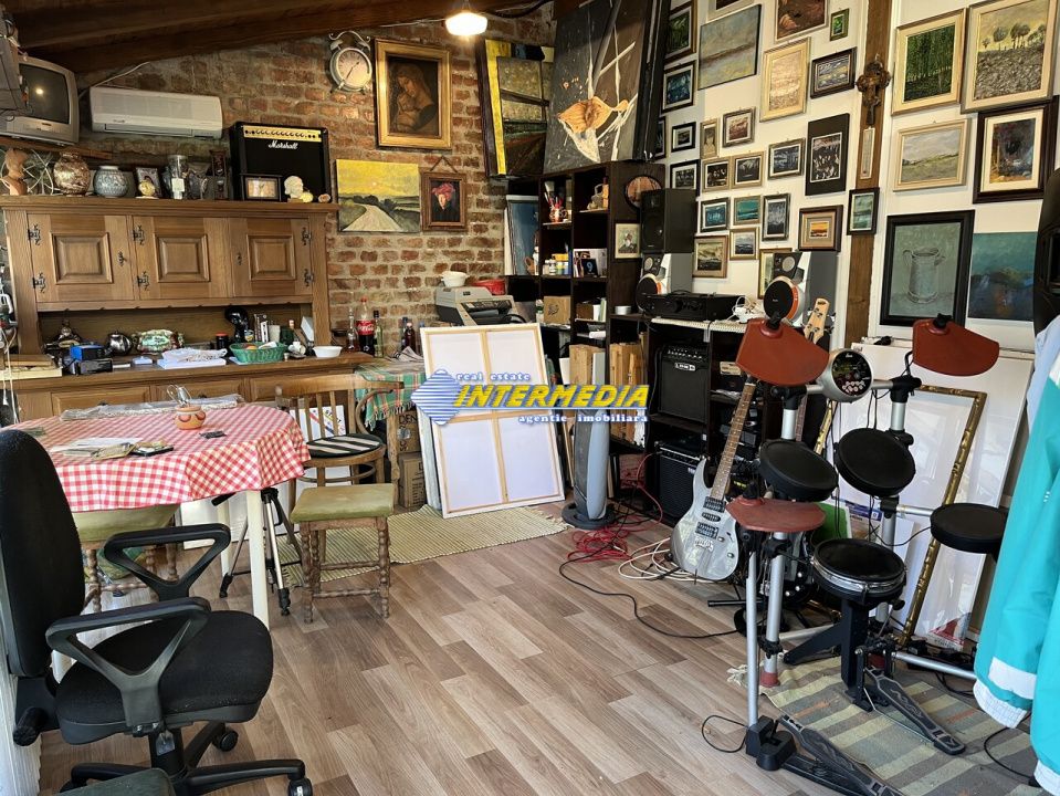 Casa vanzare Alba Iulia zona Centru ideala pentru doua familii finisata complet – fotografia 9 din 23