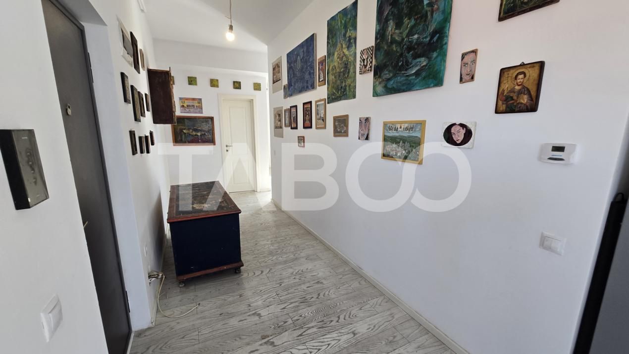 Penthouse de inchiriat 3 camere 2 bai si terasa de 107mp in Piata Cluj – fotografia 12 din 14