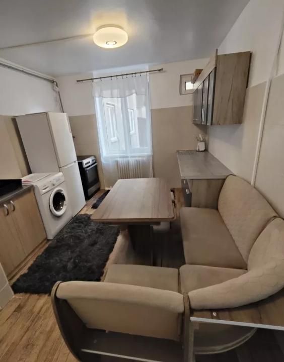 2 camere | Ultracentral | Etaj intermediar | Lift | Loc parcare | – fotografia 3 din 8