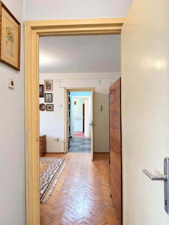 Apartament 3 camere central Pta Bucuresti | Et. 1 | Garaj inclus – fotografia 8 din 11