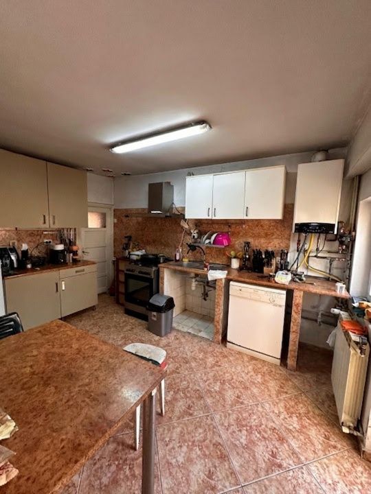 Casa situata in zona Tomis II | 386 mp teren – fotografia 3 din 22