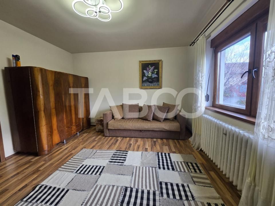 Casa individuala de vanzare 120mp 4 camere si curte 1310mp Gusterita – fotografia 1 din 42