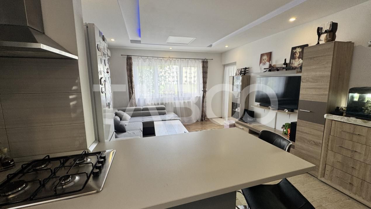 Apartament modern 3 camere 2 balcoane 63mpu Pictor BRANA SELIMBAR – fotografia 6 din 9