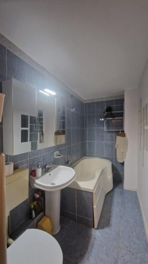 2 Camere de inchiriat | 13 Septembrie - Sebastian | – fotografia 7 din 8