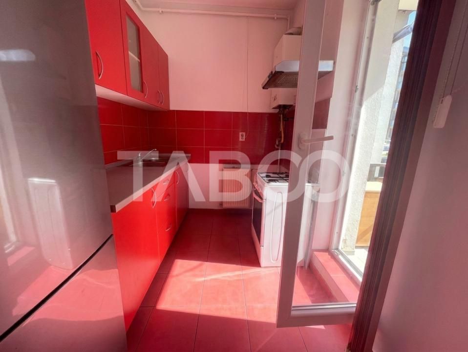 Garsoniera decomandata 24 mp parter loc parcare Turnisor Sibiu – fotografia 7 din 8