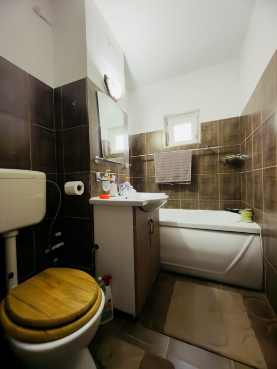 Apartament 4 camere, decomandat, etaj 2, 78mp in Bucovina – fotografia 11 din 15