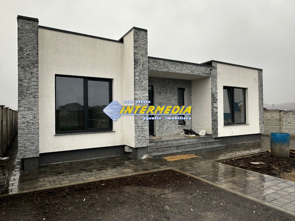 Casa Noua de vanzare pe un nivel zona Alba Micesti – fotografia 7 din 7