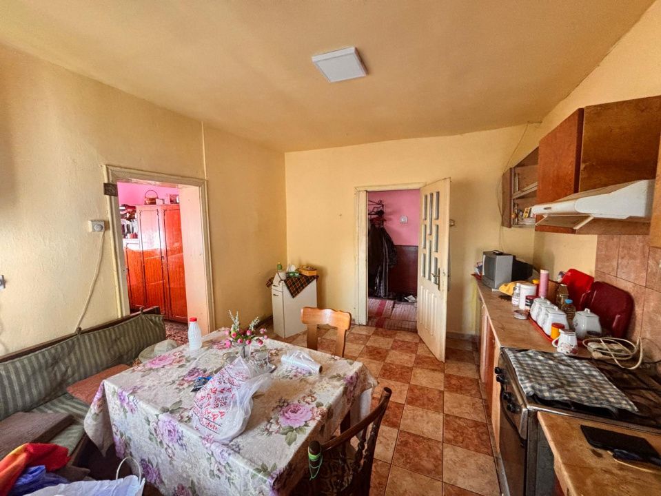 Casă cu teren 2.200 mp – Beclean – fotografia 6 din 13