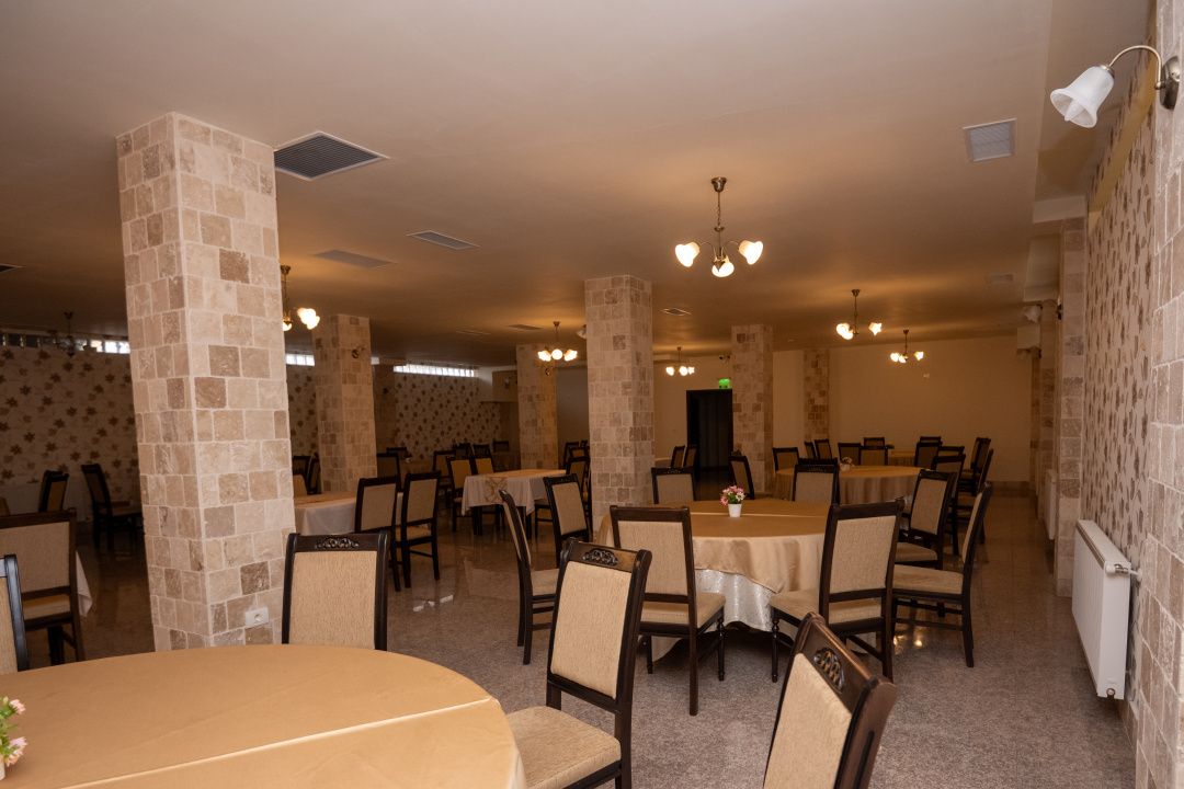 Hotel Miky Arad de vanzare | Investitie cu utilizari multiple | 42 camere cazare – fotografia 57 din 66