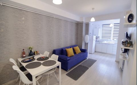 Închiriere apartament elegant Mamaia - Opera