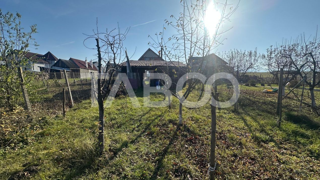 Casa individuala 4 camere cu curte de 550 mp 2 bai Cristian Sibiu – fotografia 6 din 11