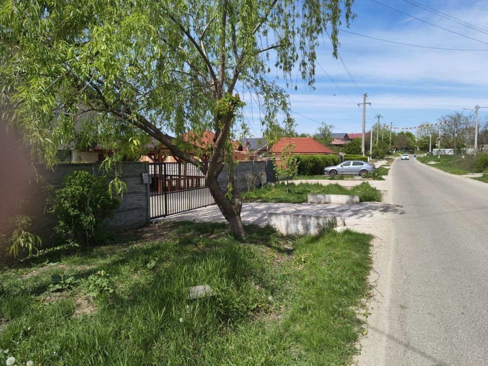 Lot de teren pentru casă în zonă de vile noi | Aproape de centrul comunei Periș – fotografia 1 din 10
