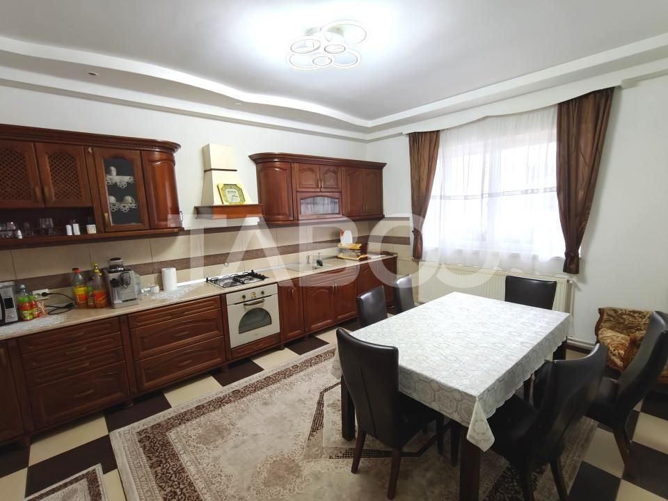 Casa moderna si spatioasa 5 camere luminoase - mobilata si utilata – fotografia 8 din 24